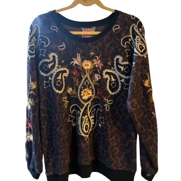 Johnny Was Brown Leopard Print Sweatshirt Size Large - Picture 2 of 4
